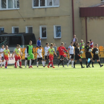 Czarni Węgrów - Dolcan Ząbki