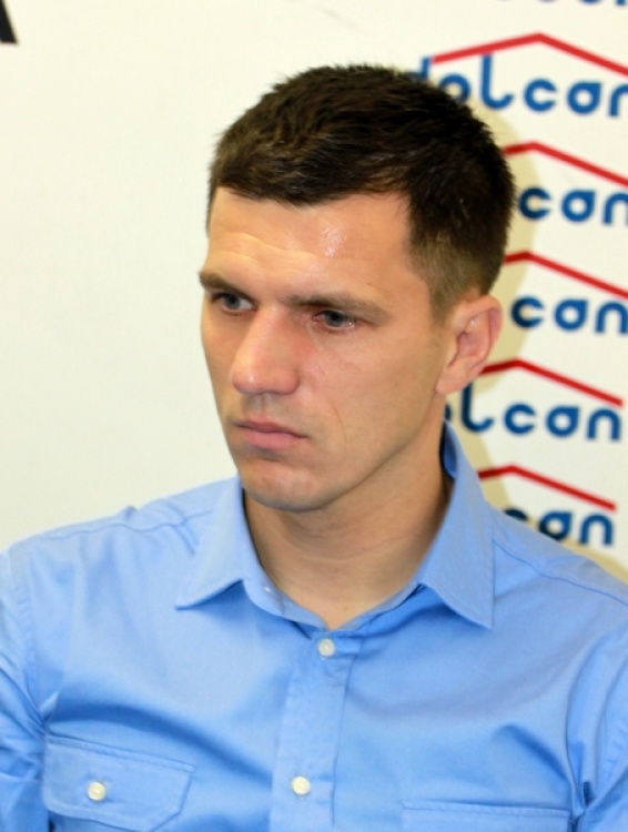 "Po nokaucie w siedem minut ciężko jest się podnieść" - trenerzy po meczu Dolcan - Kolejarz
