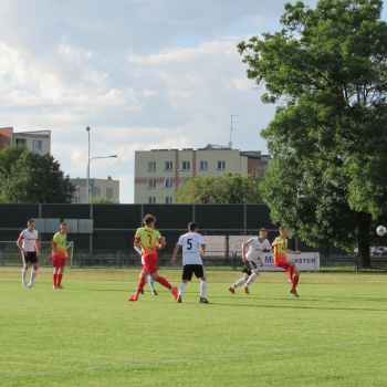 Czarni Węgrów - Dolcan Ząbki