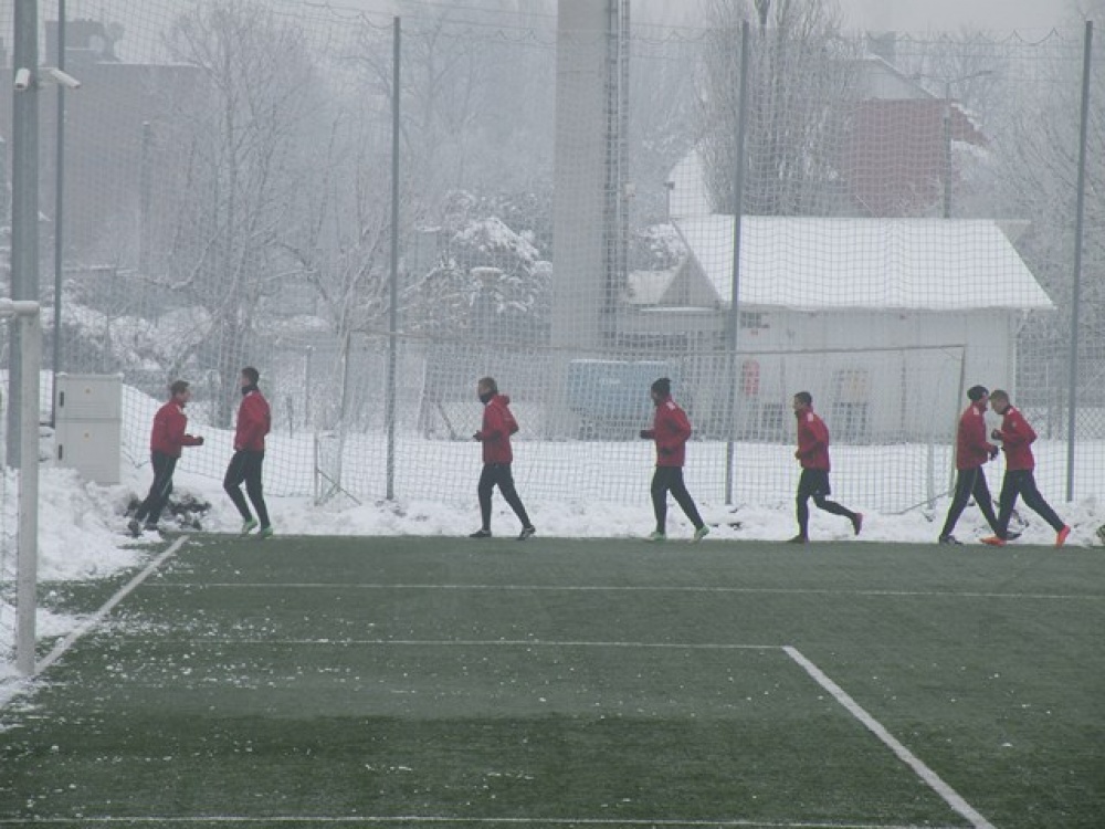 Dolcan rozbity w sparingu