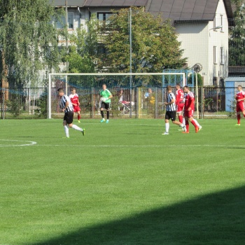 Dolcan Ząbki – Huragan Wołomin