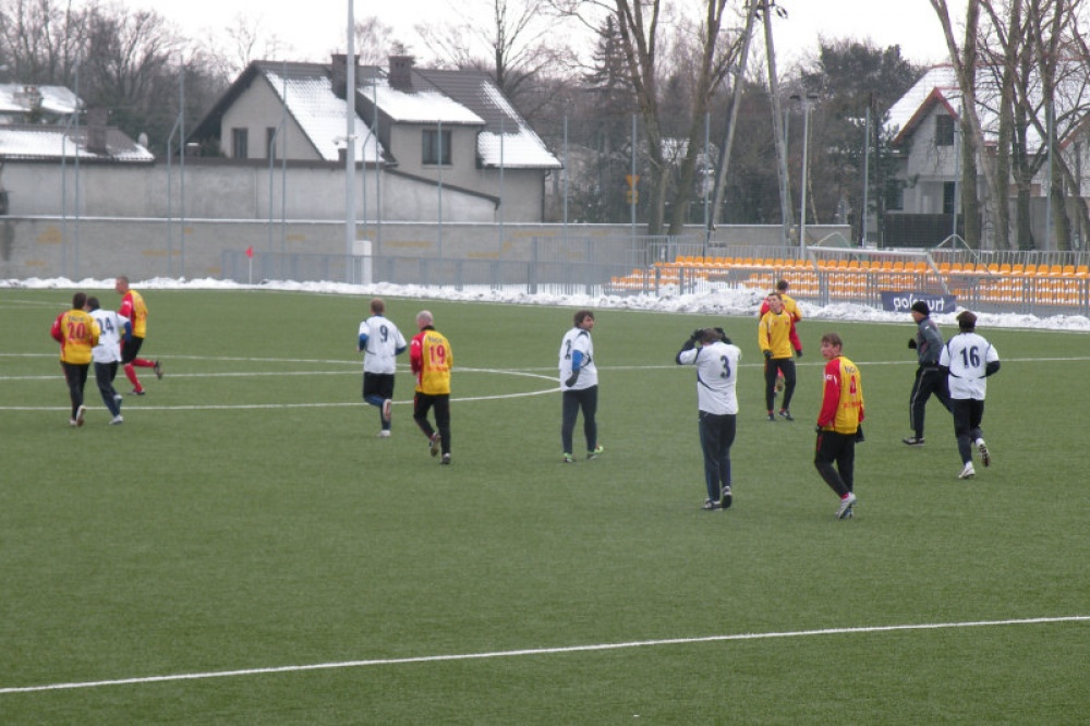 Sparing: Remis ze Zniczem